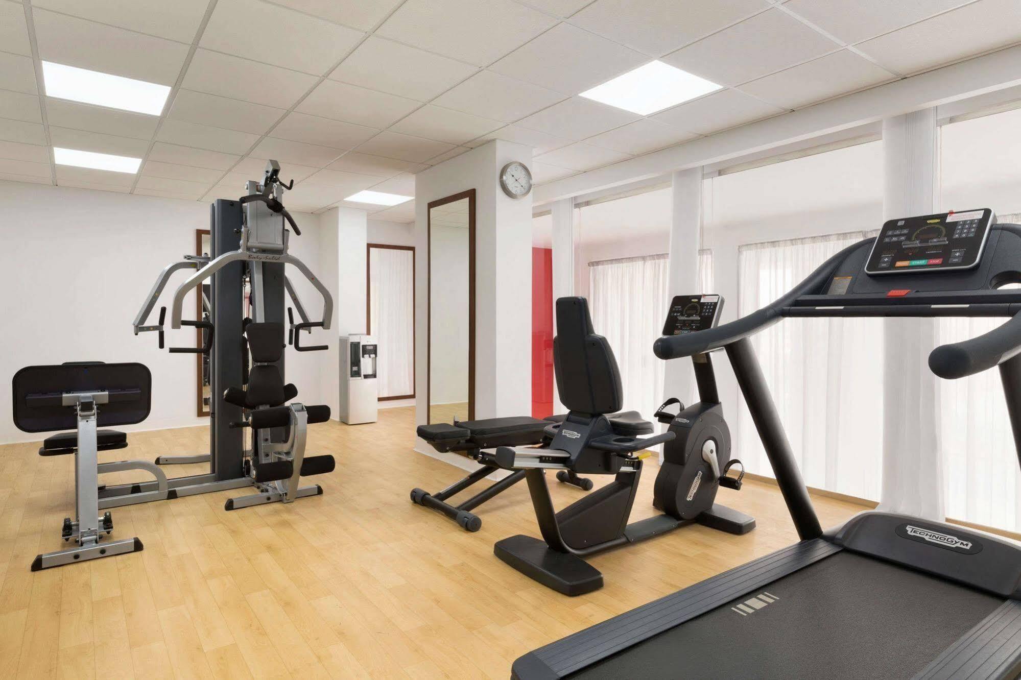 Ramada Encore Al Khobar Olaya Экстерьер фото